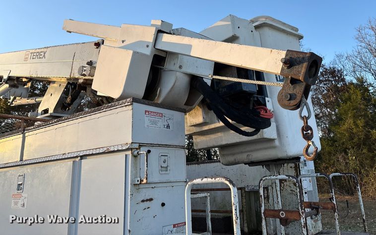image for item EV3297 2007 Ford F750 Super Duty bucket truck