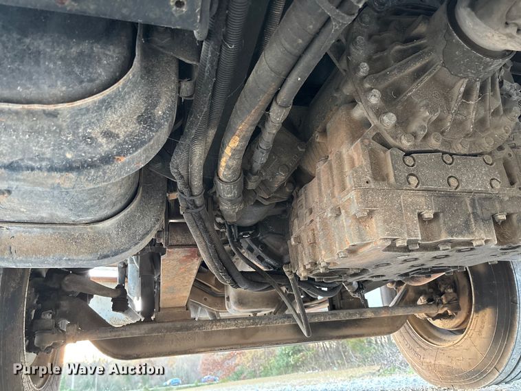 image for item EV3297 2007 Ford F750 Super Duty bucket truck