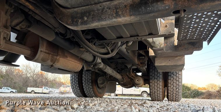 image for item EV3297 2007 Ford F750 Super Duty bucket truck