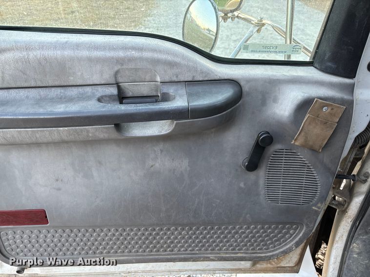 image for item EV3297 2007 Ford F750 Super Duty bucket truck