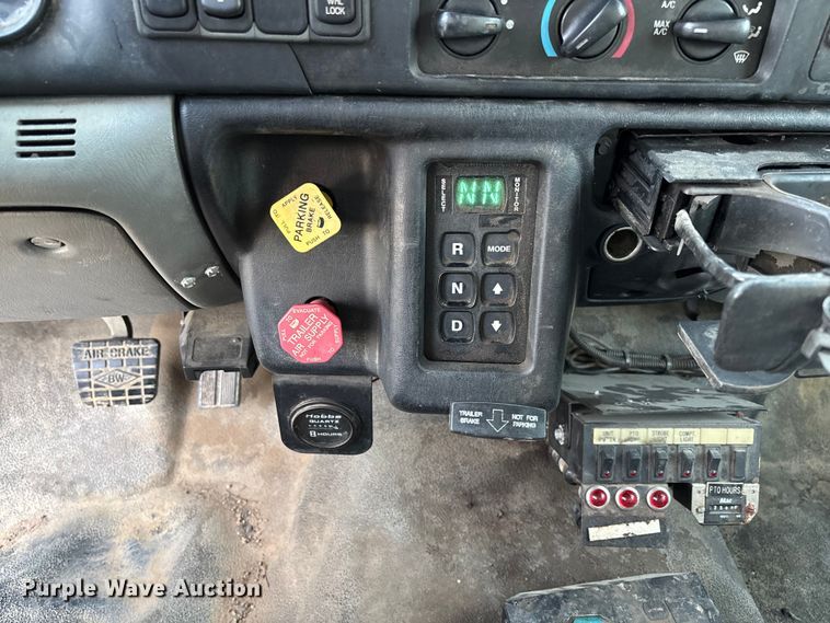 image for item EV3297 2007 Ford F750 Super Duty bucket truck