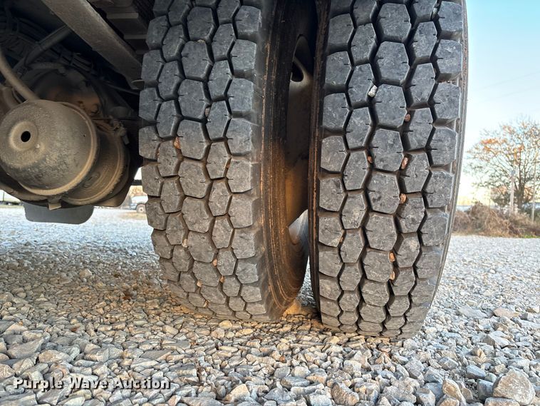 image for item EV3297 2007 Ford F750 Super Duty bucket truck