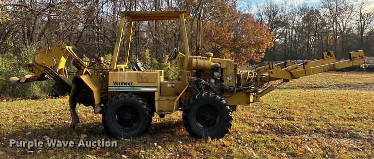 image for item EV3302 Vermeer V-450 vibratory cable plow