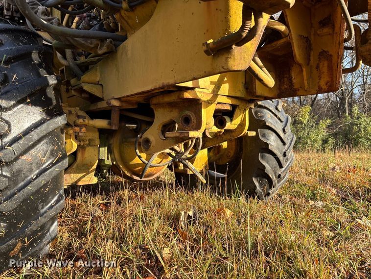 image for item EV3302 Vermeer V-450 vibratory cable plow