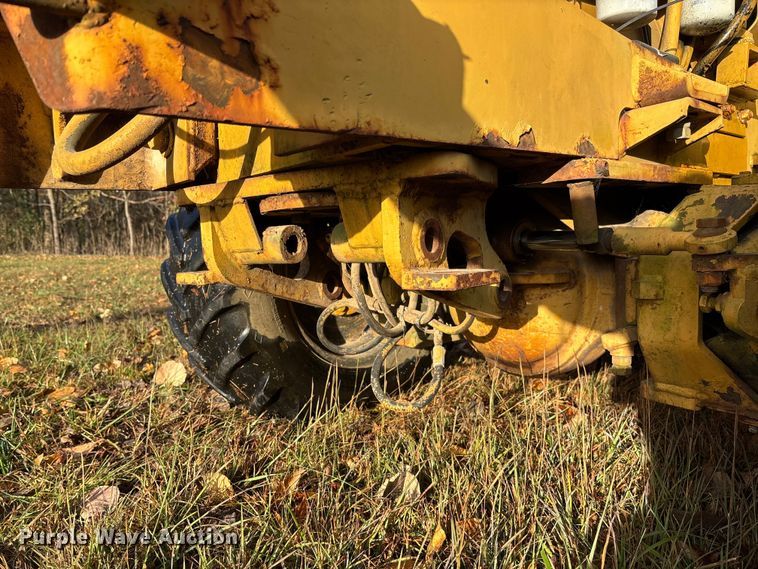 image for item EV3302 Vermeer V-450 vibratory cable plow