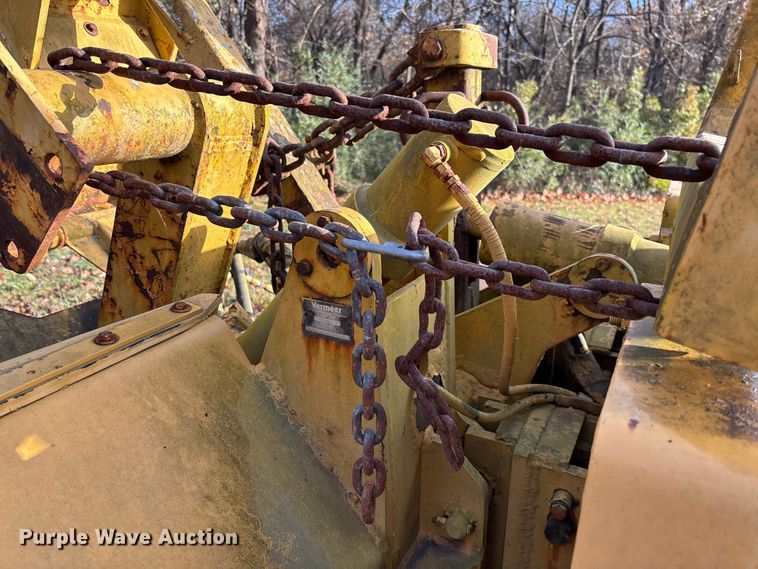 image for item EV3302 Vermeer V-450 vibratory cable plow