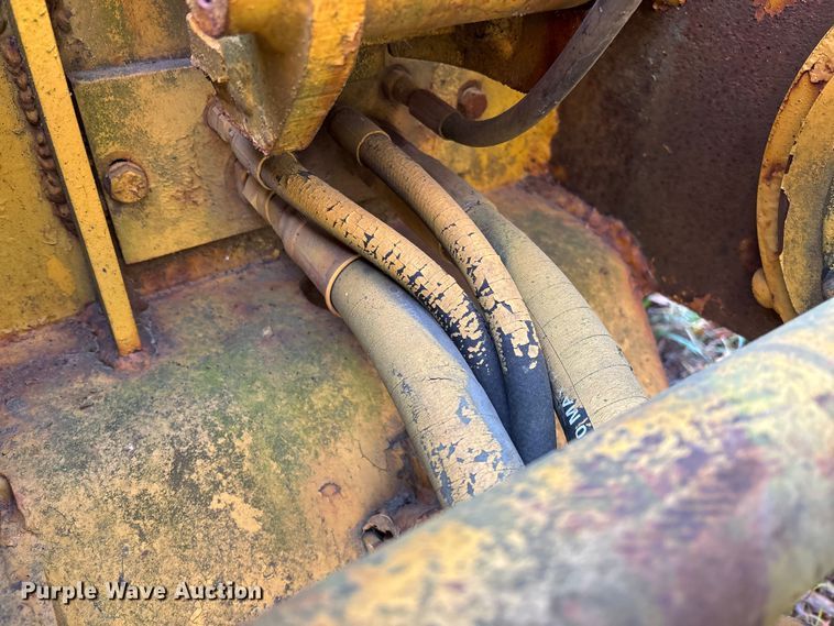 image for item EV3302 Vermeer V-450 vibratory cable plow