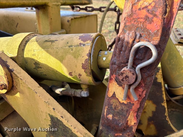 image for item EV3302 Vermeer V-450 vibratory cable plow