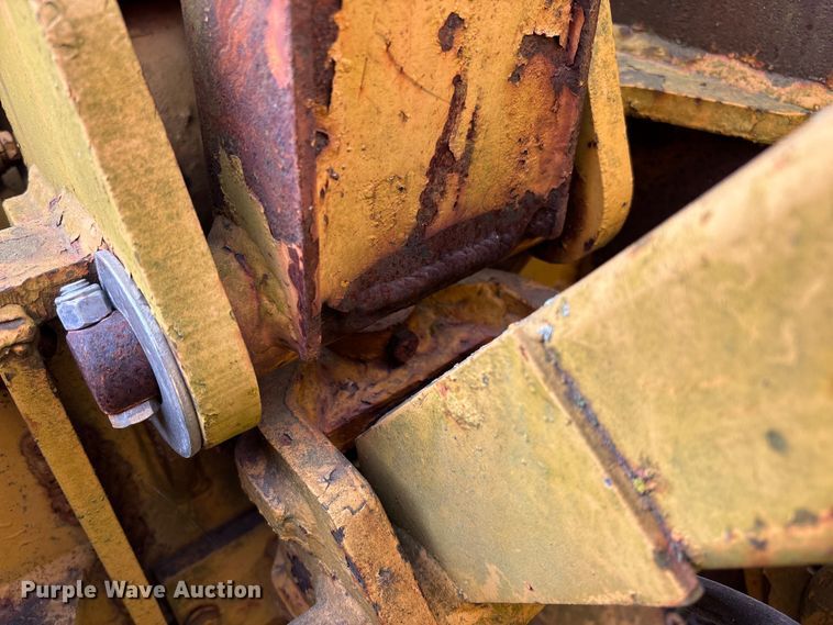 image for item EV3302 Vermeer V-450 vibratory cable plow