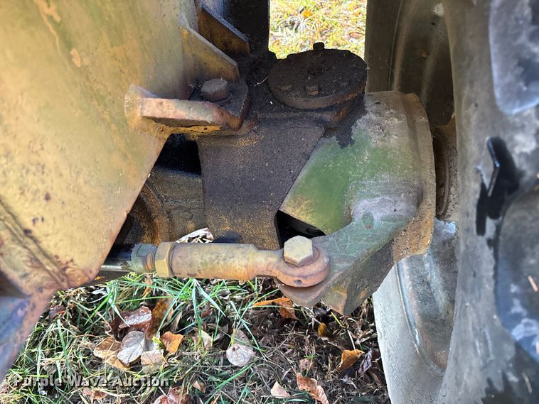 image for item EV3302 Vermeer V-450 vibratory cable plow