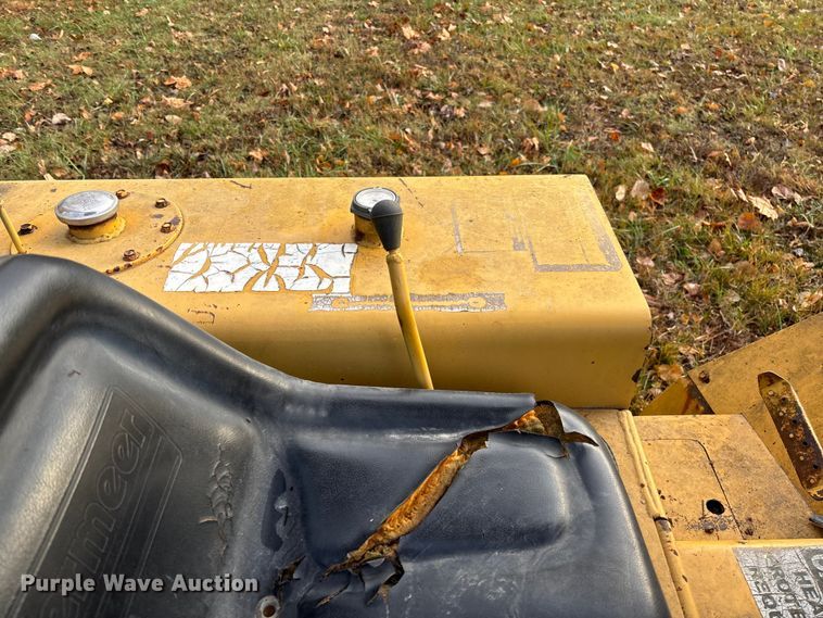 image for item EV3302 Vermeer V-450 vibratory cable plow