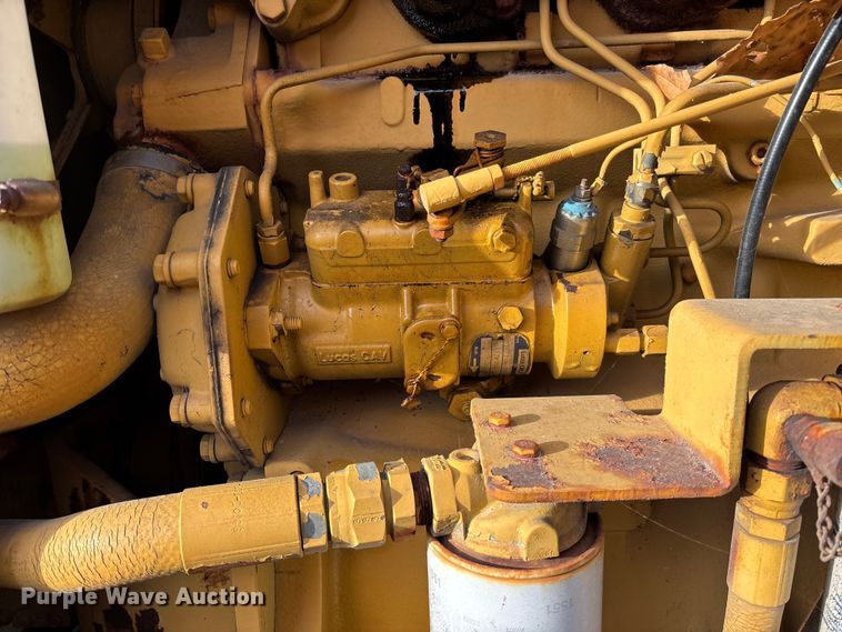 image for item EV3302 Vermeer V-450 vibratory cable plow