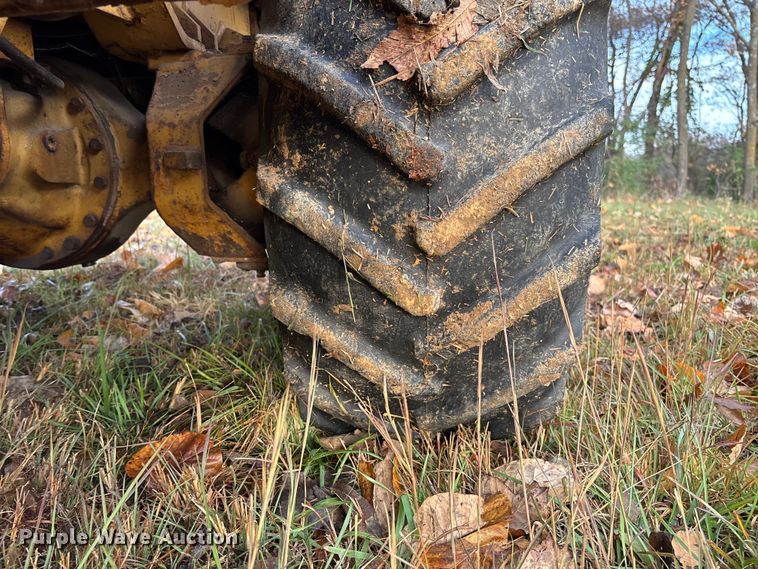 image for item EV3302 Vermeer V-450 vibratory cable plow