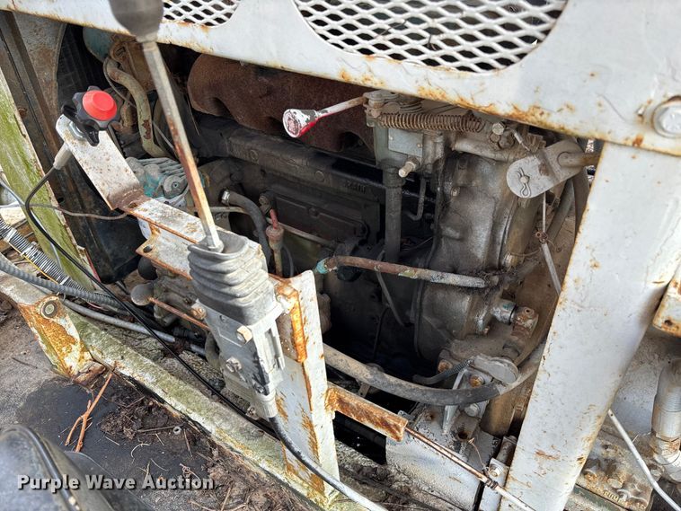 image for item EV3303 Track carrier with digger derrick