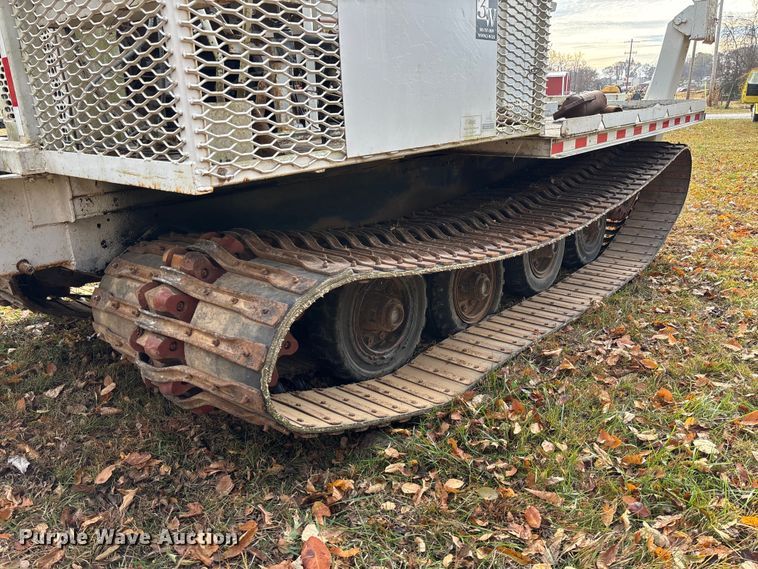 image for item EV3303 Track carrier with digger derrick