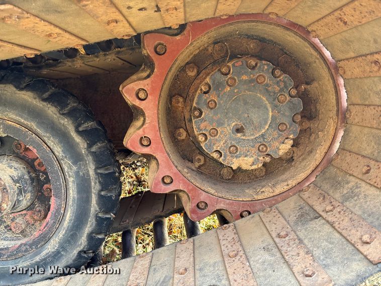 image for item EV3303 Track carrier with digger derrick