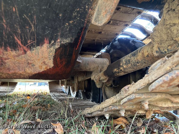 image for item EV3303 Track carrier with digger derrick