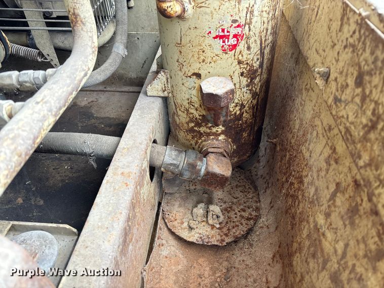 image for item EV3304 Ingersoll Rand P-175A-W-W air compressor