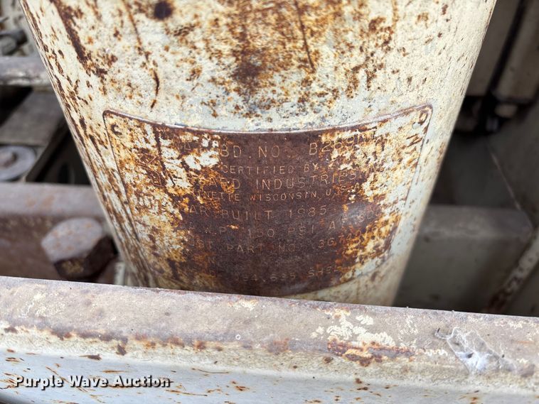 image for item EV3304 Ingersoll Rand P-175A-W-W air compressor