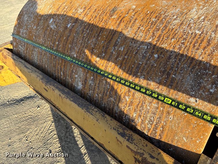 image for item EV3307 1989 Caterpillar CP-433B single drum vibratory roller