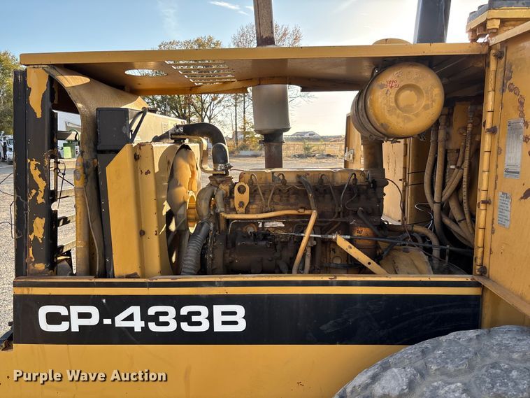 image for item EV3307 1989 Caterpillar CP-433B single drum vibratory roller