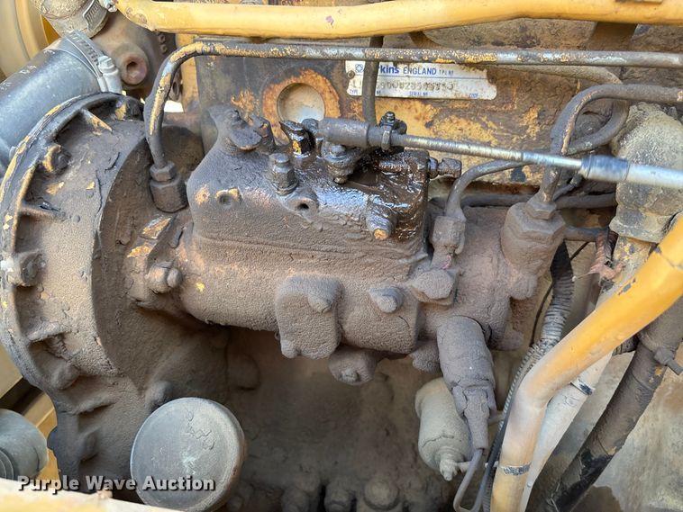 image for item EV3307 1989 Caterpillar CP-433B single drum vibratory roller