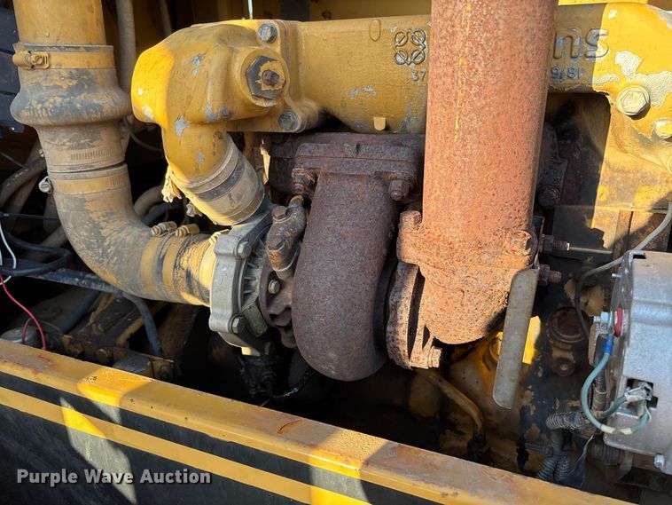 image for item EV3307 1989 Caterpillar CP-433B single drum vibratory roller