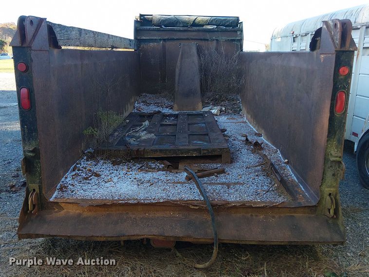 image for item EV4402 Dump bed