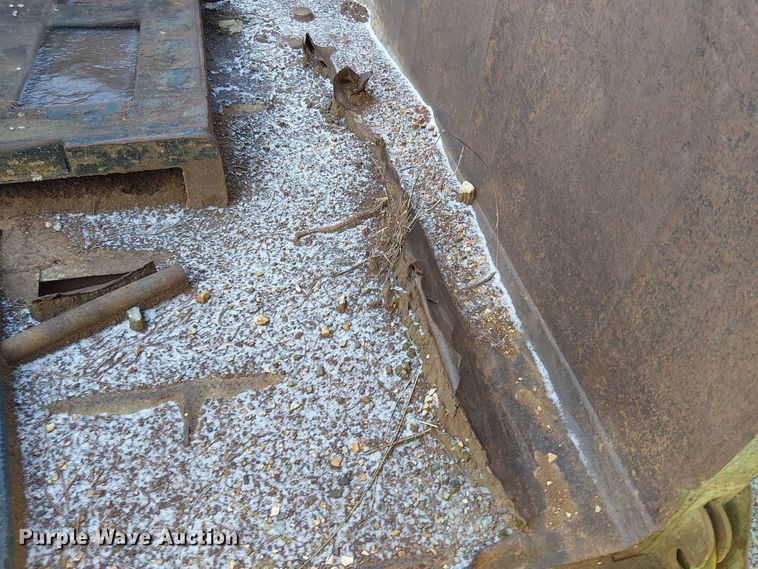 image for item EV4402 Dump bed