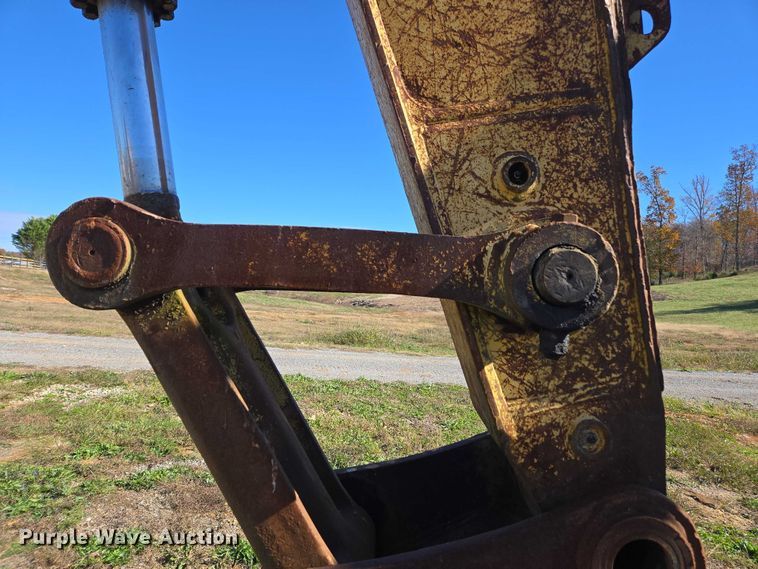 image for item EV4407 2004 Komatsu PC300LC-7L excavator