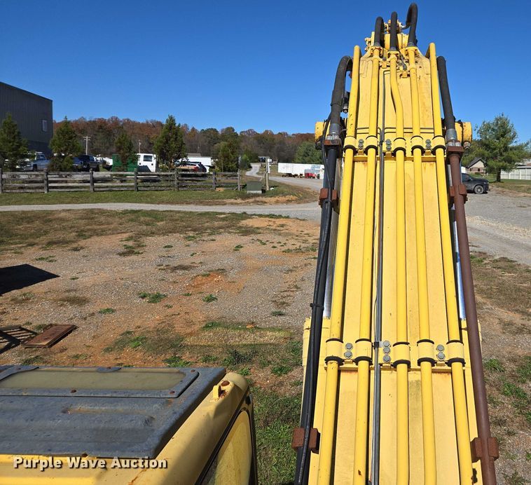 image for item EV4407 2004 Komatsu PC300LC-7L excavator