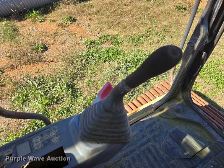 image for item EV4407 2004 Komatsu PC300LC-7L excavator