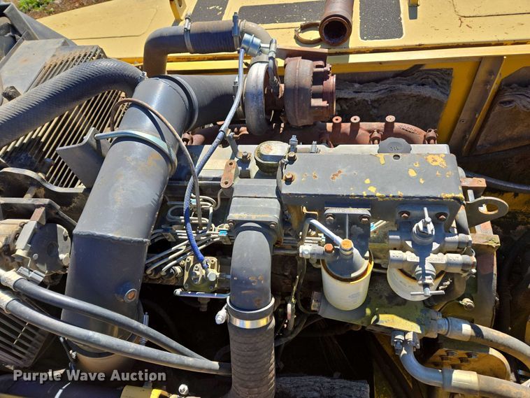 image for item EV4407 2004 Komatsu PC300LC-7L excavator