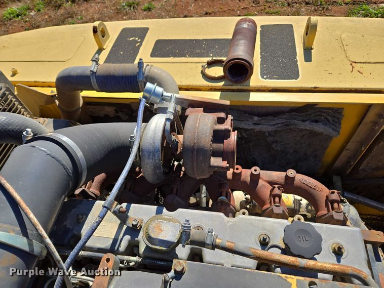 image for item EV4407 2004 Komatsu PC300LC-7L excavator