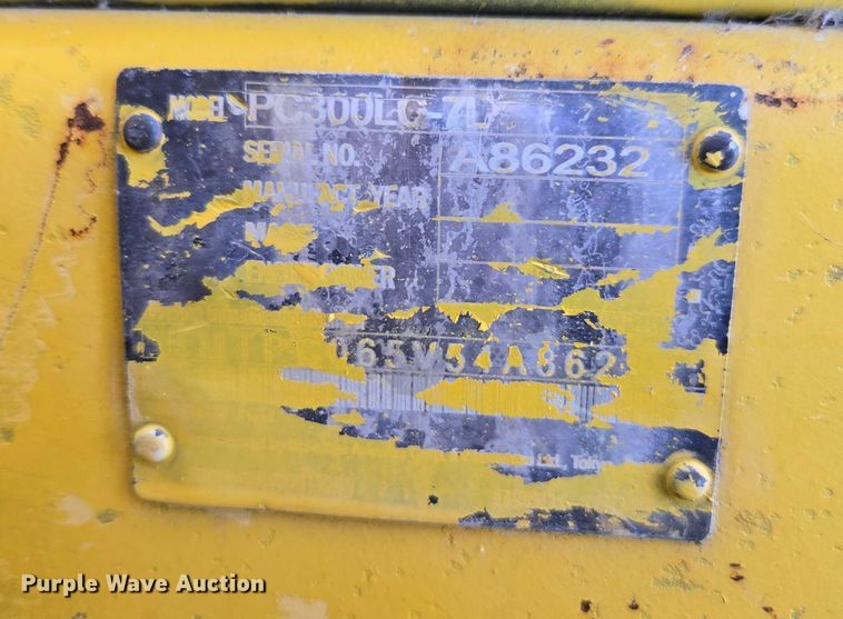 image for item EV4407 2004 Komatsu PC300LC-7L excavator