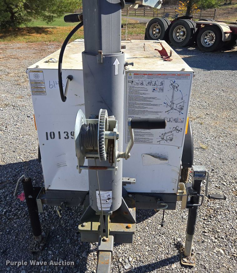 image for item EV4411 2013 Magnum MLT3060M  light plant