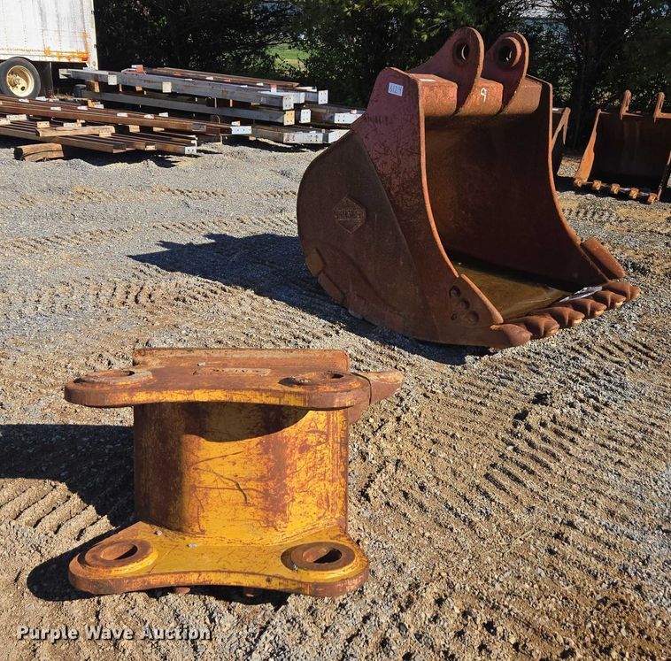 image for item EV4412 Excavator attachments