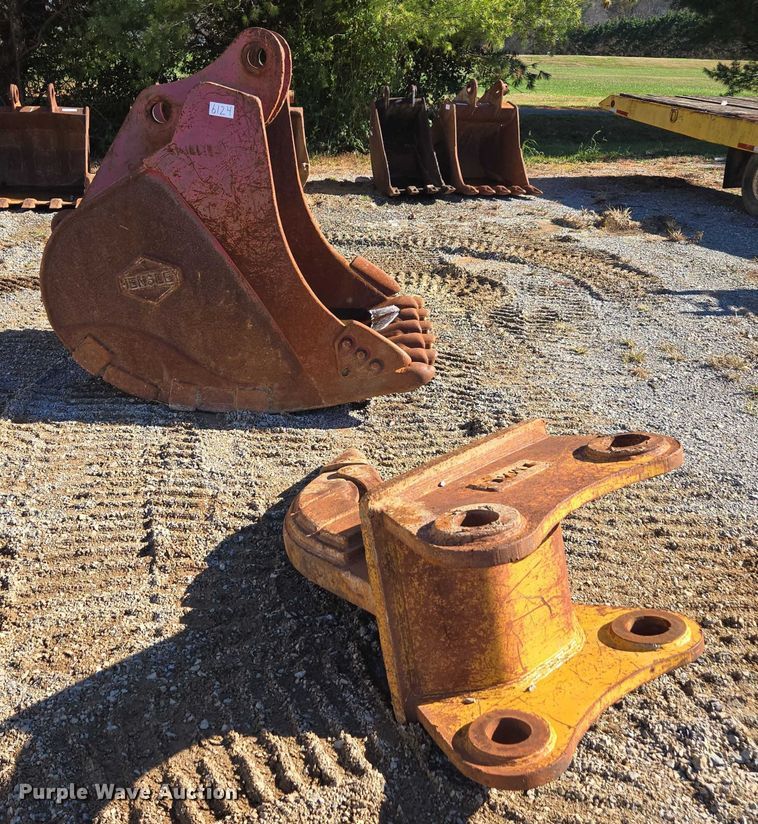 image for item EV4412 Excavator attachments