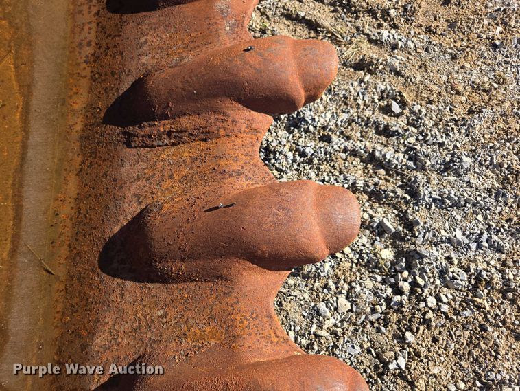 image for item EV4412 Excavator attachments