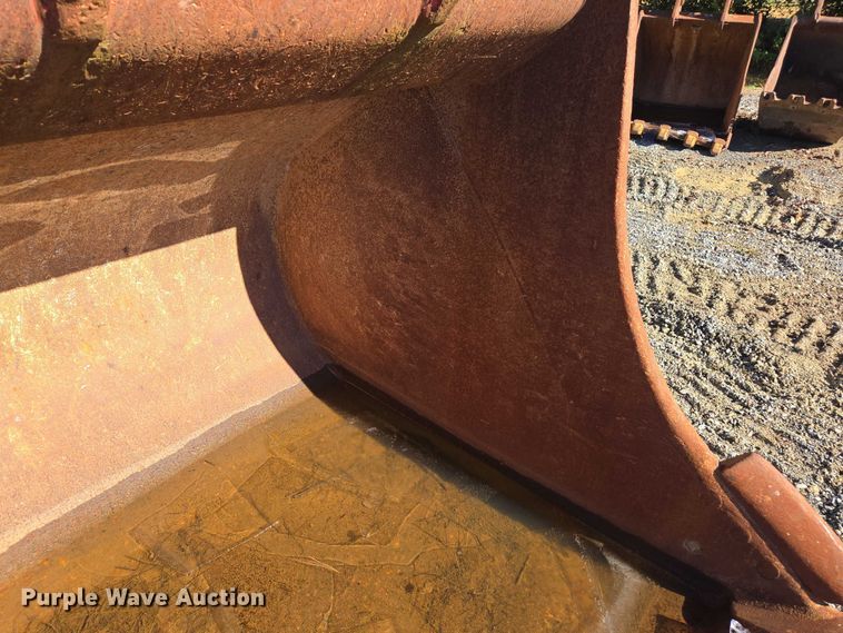 image for item EV4412 Excavator attachments