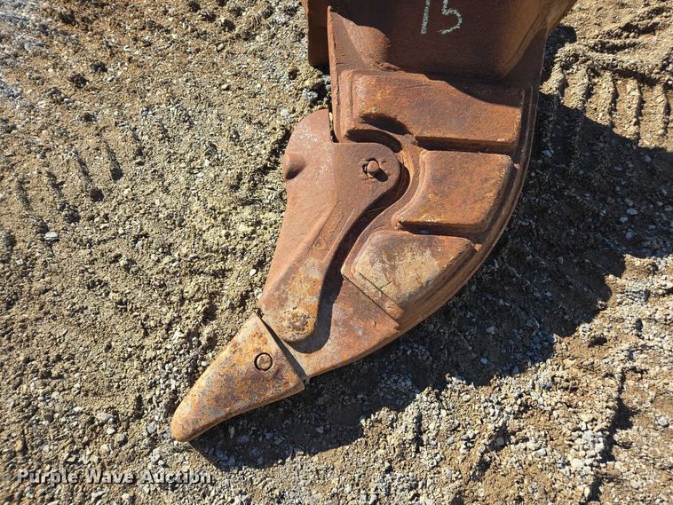 image for item EV4412 Excavator attachments