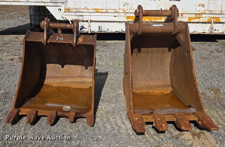 image for item EV4413 (2) excavator buckets