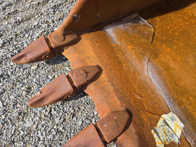 image for item EV4413 (2) excavator buckets