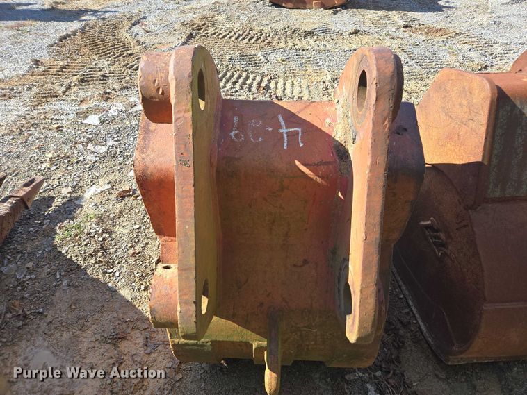 image for item EV4415 (3) excavator buckets
