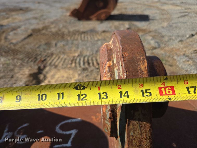 image for item EV4415 (3) excavator buckets