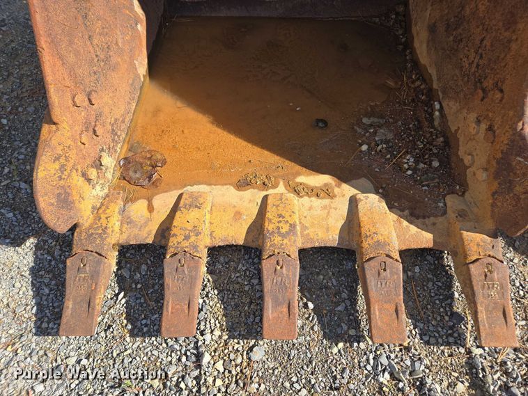 image for item EV4415 (3) excavator buckets