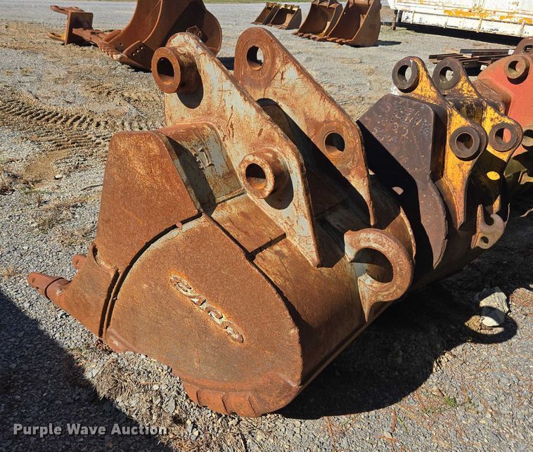 image for item EV4416 (2) excavator buckets