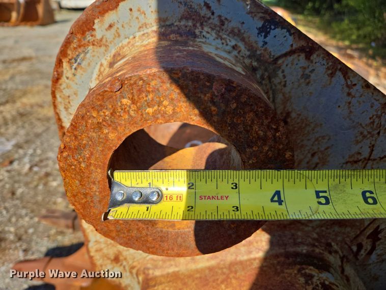 image for item EV4416 (2) excavator buckets