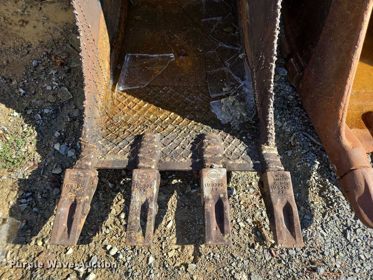 image for item EV4416 (2) excavator buckets