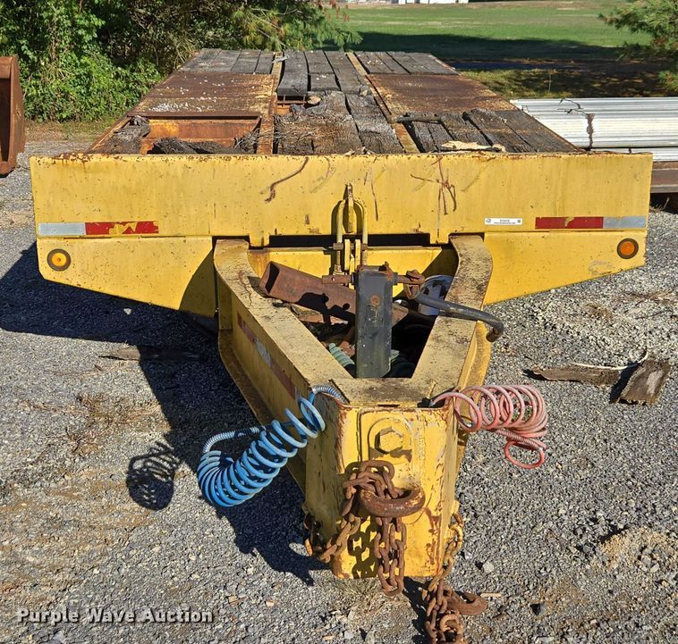 image for item EV4418 1986 Eager Beaver tilt deck equipment trailer